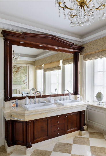 Marmurowa podłoga w łazience projektowanie wnętrz, marmur w łazience, onyks w łazience, aranżacja wnętrz stylowych, wnętrza ekskluzywne, interior design